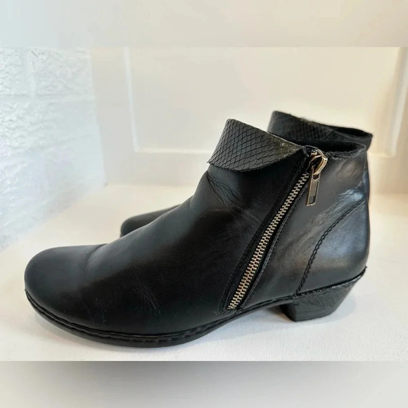 🗻‎ REIKER BLACK ANKLE BOOT - Sz 7.5 - LEATHER UPPER - - Picture 1 of 6